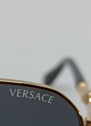 Очки в стиле versace мужские солнцезащитные классика брендовые черные в золотом металле9 фото