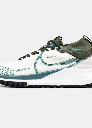 Чоловічі кросівки nike pegasus trail 4 gore-tex 42