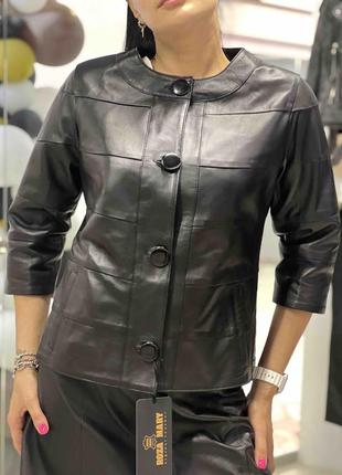 Интересный весенний женский пиджак из натуральной кожи. туреченья