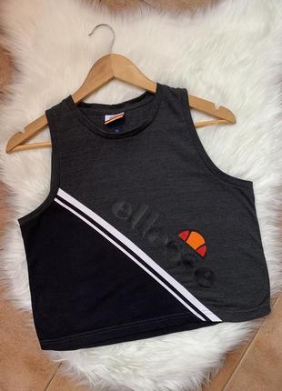 Классный оригинальный топ от ellesse