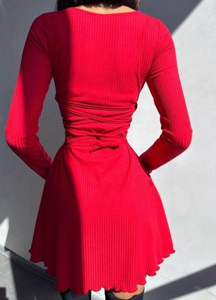 Сукня в рубчик зі шнурівкою на спині