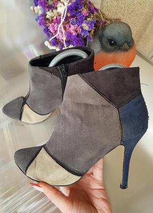 Ботильоны ботиночки сапожки в стиле печворк на каблуке bata 371 фото