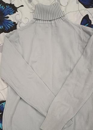 Свитер женский