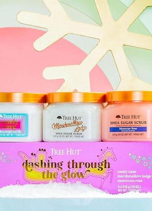 Подарунковий набір скрабів tree hut dashing through the glow sugar scrub gift set