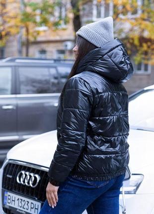 Зимняя женская короткая куртка молодежная 42-56 р5 фото
