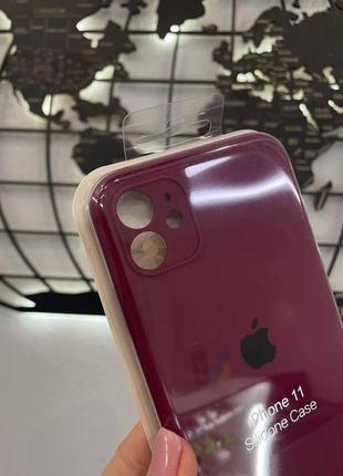 Чехол с квадратными бортами silicone case для iphone 11, качественный чехол с микрофиброй для айфон 112 фото