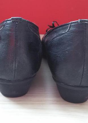 Туфли кожаные 36р, каблук 2,5 см.  производство польша. новые2 фото