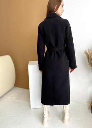 Премиальное утепленное женское черное кашемировое длинное пальто с поясом5 фото