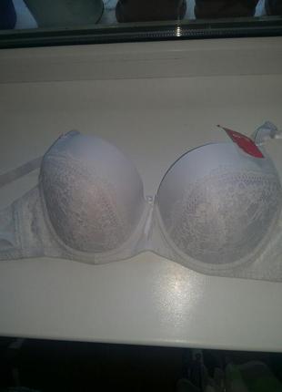 Бюстгальтер