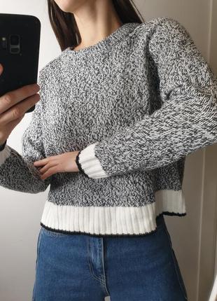 Базовый укороченный свитер меланж джемпер под горло с контрастной полоской4 фото