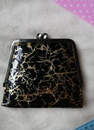 Кошелёк черно золотой