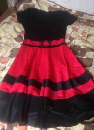 Літнє жіноче плаття