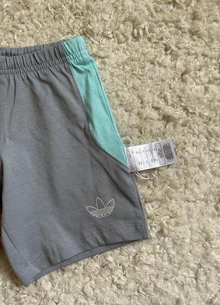 Комплект для немовлят adidas sprt collection shorts graphic tee set8 фото