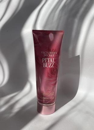 Парфюмированный лосьон petal buzz, victoria’s secret2 фото