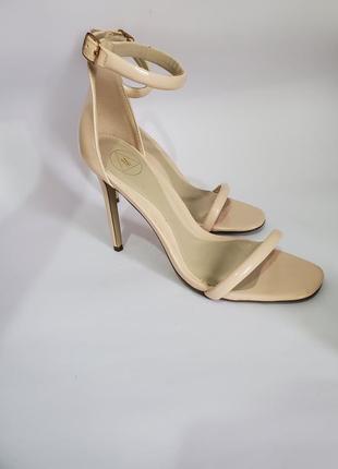 Женские босоножки от missguided