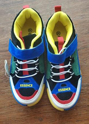 Шкіряні дитячі кросівки