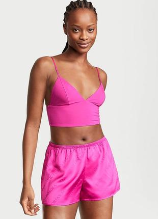 Женская атласная пижама victoria’s secret сша легкая пижама с шортами и топом2 фото