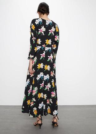 Платье с цветочным принтом2 фото