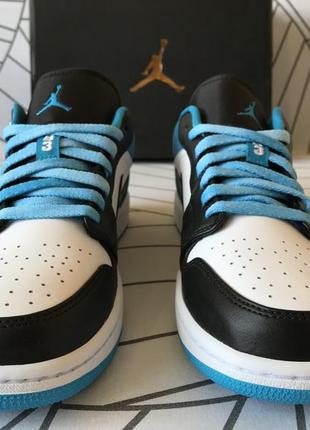 Krossovki Nike Air Jordan 1 Low Laser Blue 9us 42 5eur Kupit Po Dostupnoj Cene V Kieve I Ukraine Shafa Ua