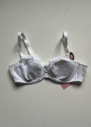 Бюстгальтер