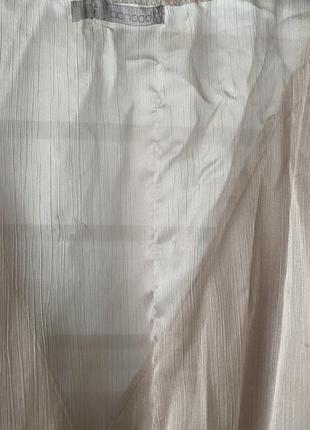 Блуза светло-коричневая романтик с крупными рукавами и глубоким вырезом6 фото