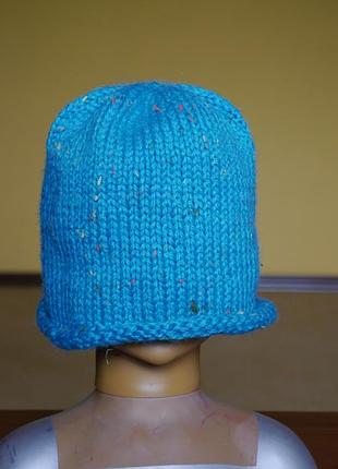 Шапка на 48-62 обєм голови є дві штуки