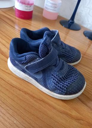 Фирменные детские кроссовки nike