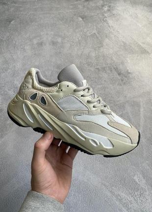 Кроссовки adidas yeezy boost 7008 фото