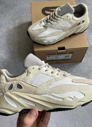 Кроссовки adidas yeezy boost 7005 фото