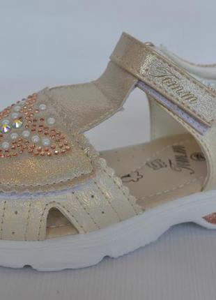 Босоножки кожаные для девочки tom.m 26, 27, 29, 30, 31 р.