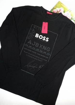 Мужской лонгслив черного цвета hugo boss