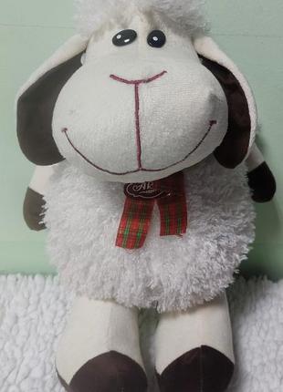 Мягкая игрушка овечка, 40 см1 фото