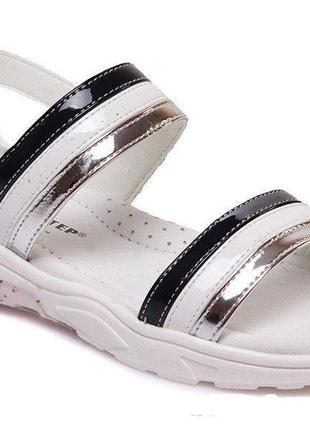 Босоножки для девочки натуральная кожа лак 31-34 р.