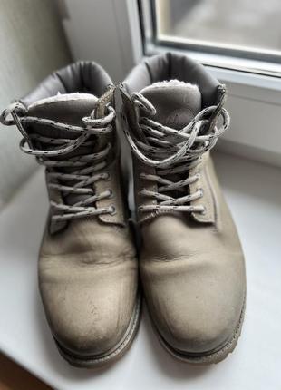 Зимові сірі черевики під timberland10 фото