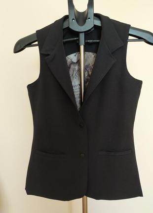 Жилетка для девочки.