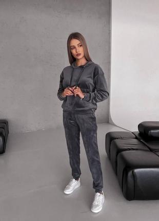 Костюм спортивный велюровый2 фото