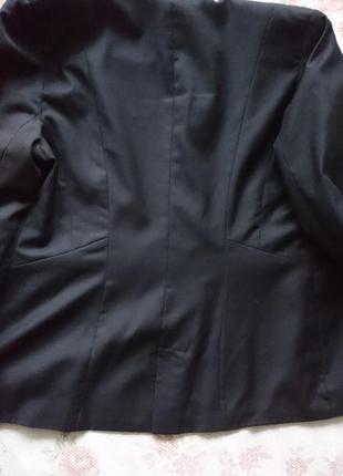 Черный пиджак на одну пуговицу приталенный5 фото