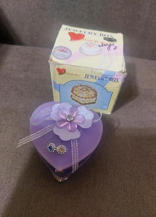 Музыкальная шкатулка сердечко