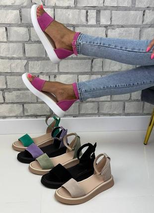 Босоножки кожаные