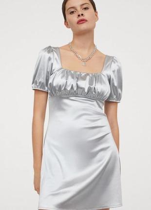 Короткое облегающее платье металлик h&m