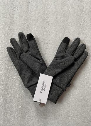 Новые перчатки calvin klein (ck neoprene monogram logo gloves) с америки s-m,l-xl2 фото