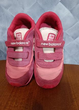 Дитячі кросівки new balance