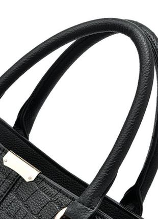 Модная женская сумка с брелком из эко кожи с двумя ручками,сумка женская классическая  под рептилию8 фото