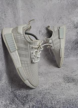 Кроссовки adidas nmd boost