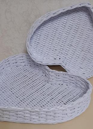 Сердце плетеное из бумажной лозы