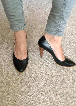 Женские кожаные чёрные туфли лодочки на удобном каблуке 8-9см,турция4 фото