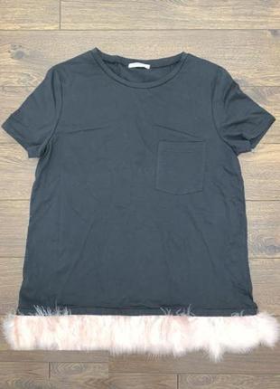 Стильная темно-серая оверсайз футболка зара с розовым лебяжьим пухом м, 465 фото