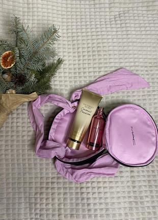 Косметичка mac cosmetics