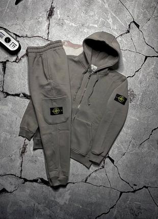 Спортивный костюм серый зимний stone island cерый