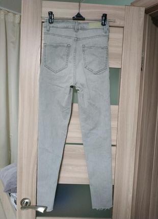 Нові стильні високі джинси2 фото